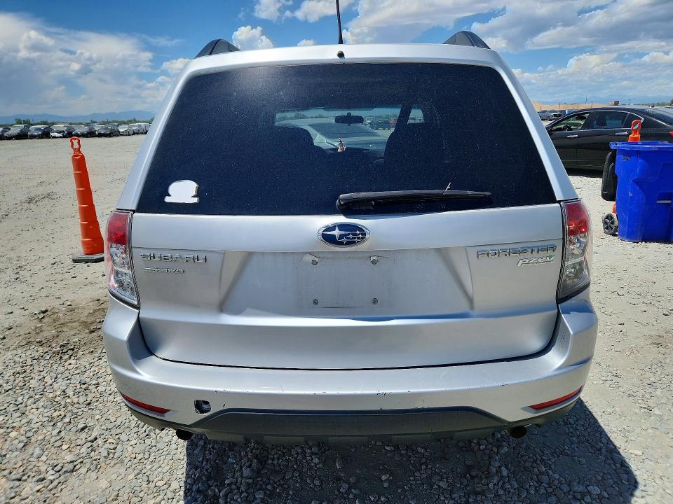 Photo 6 from auction – 2011 SUBARU FORESTER with VIN JF2SHADC2BH733636
