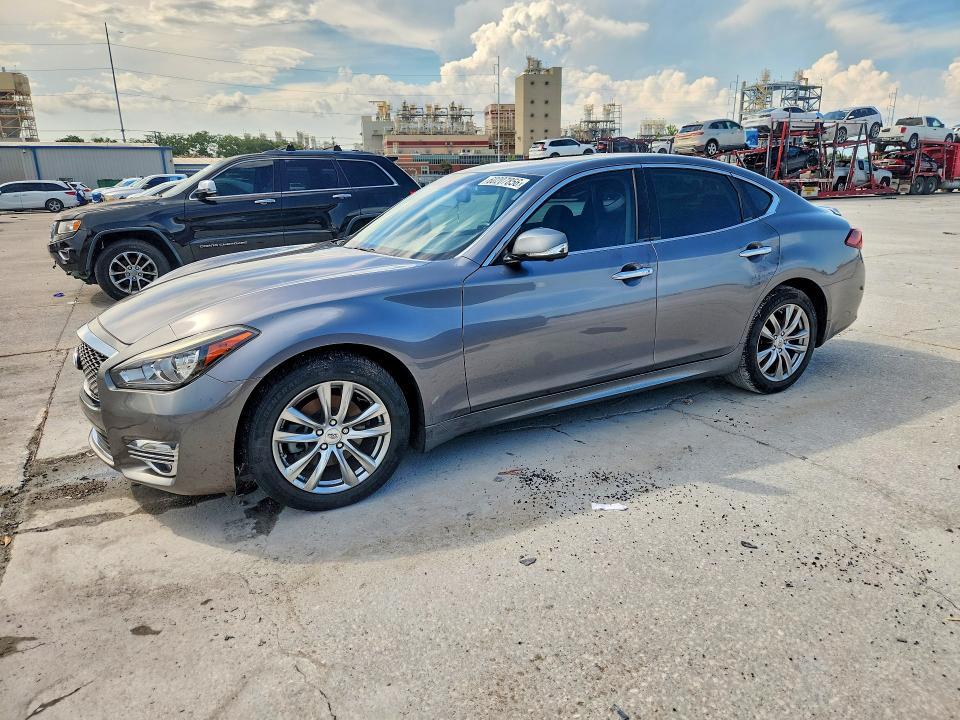INFINITI Q70 2019 with VIN JN1BY1AP1KM505692 - Photo from auction