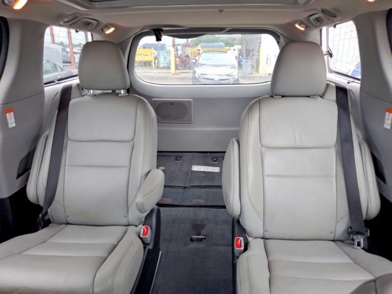 Photo 10 from auction – 2017 TOYOTA SIENNA with VIN 5TDYZ3DC2HS821771