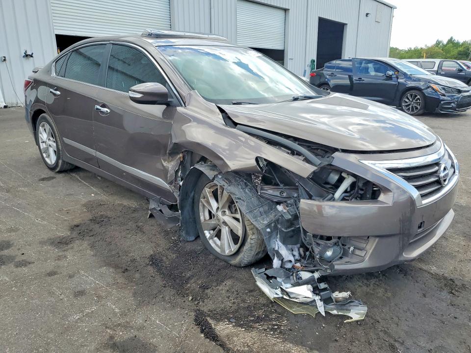 Photo 4 from auction – 2015 NISSAN ALTIMA with VIN 1N4AL3AP6FC190666