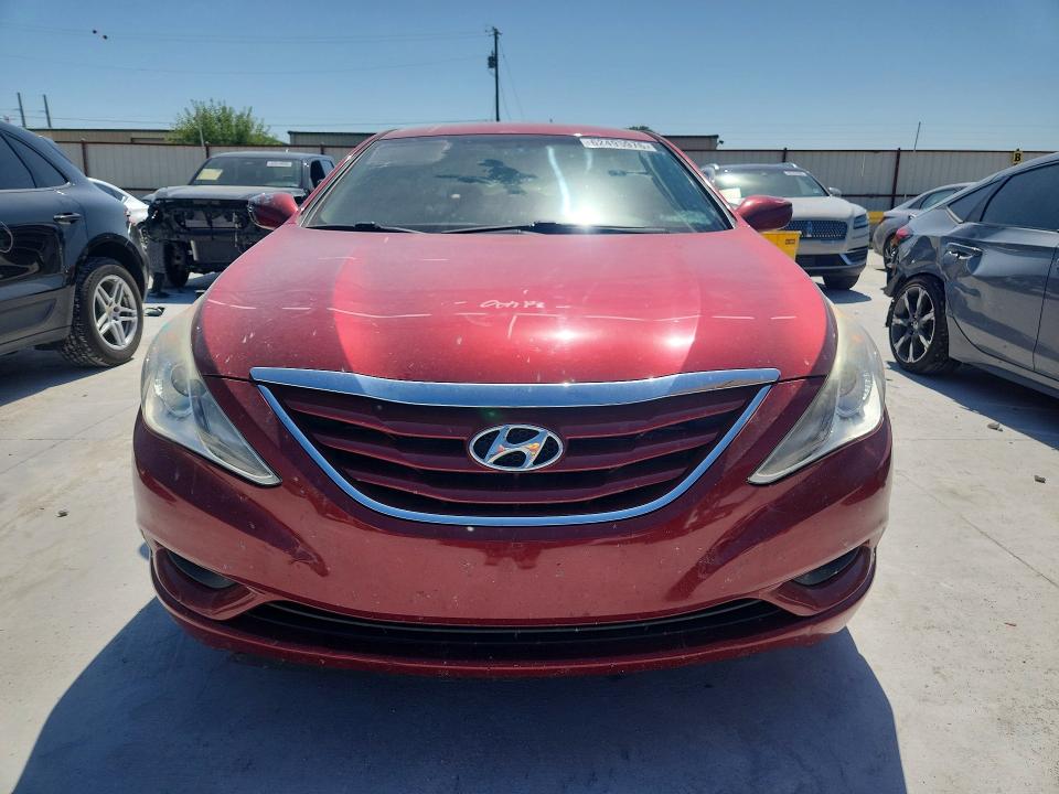 Photo 5 from auction – 2012 HYUNDAI SONATA with VIN 5NPEB4AC7CH356372