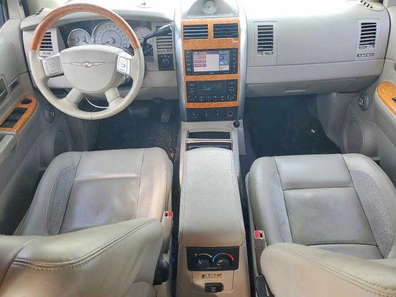 Photo 8 from auction – 2008 CHRYSLER ASPEN with VIN 1A8HW58248F113326