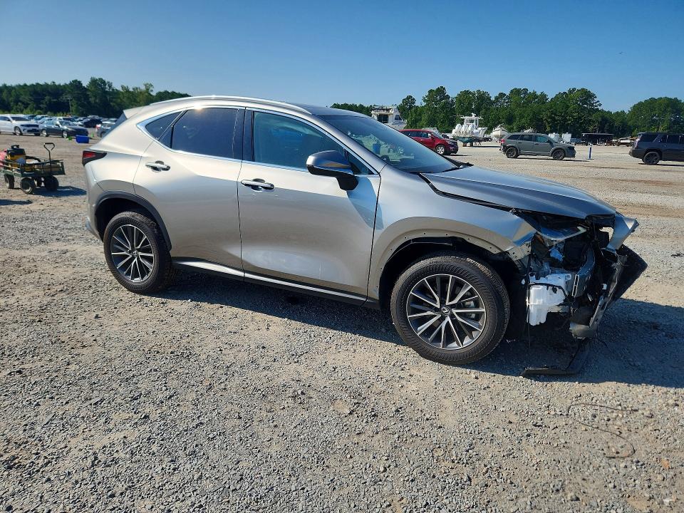 Photo 4 from auction – 2025 LEXUS NX 350 with VIN 2T2AGCEZ9SC082565