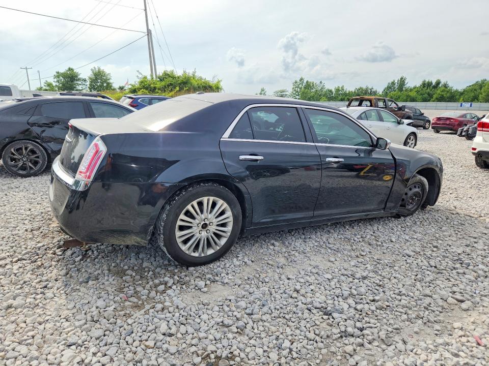 Photo 3 from auction – 2014 CHRYSLER 300C with VIN 2C3CCAKT7EH217862