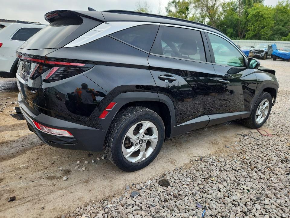 Photo 3 from auction – 2022 HYUNDAI TUCSON with VIN KM8JBCAEXNU018589