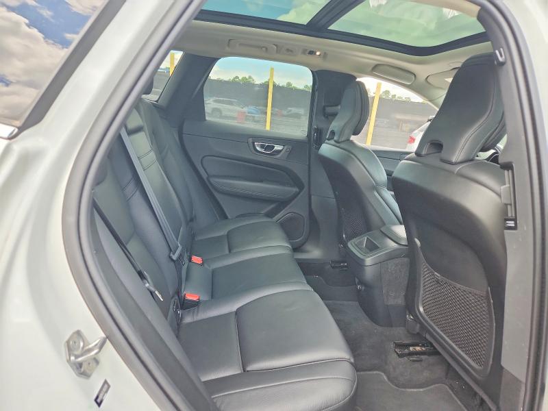 صورة رقم 11 من المزاد - 2020 VOLVO XC60 مع VIN YV4102DK3L1602205
