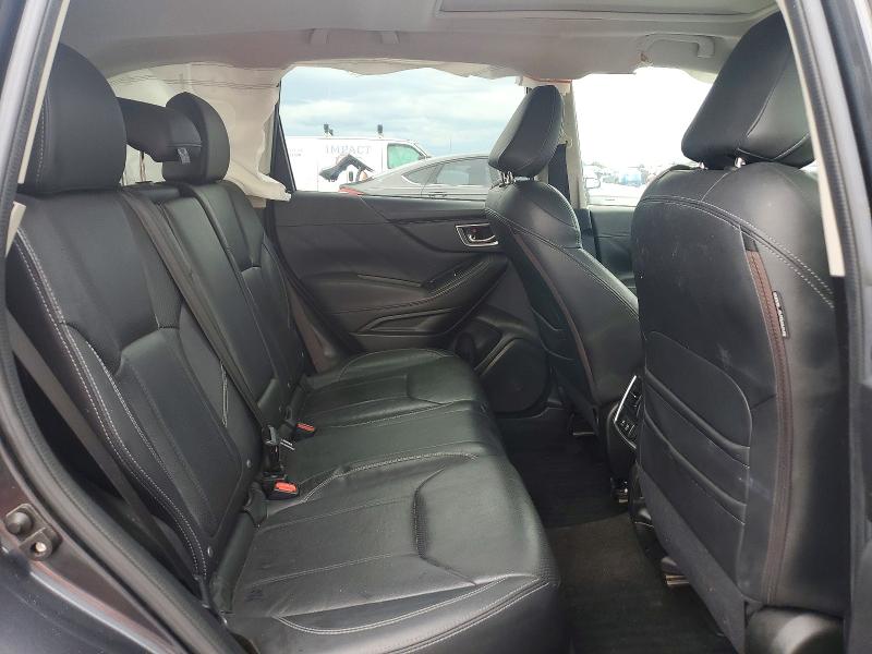 Photo 10 from auction – 2019 SUBARU FORESTER with VIN JF2SKAUCXKH559607
