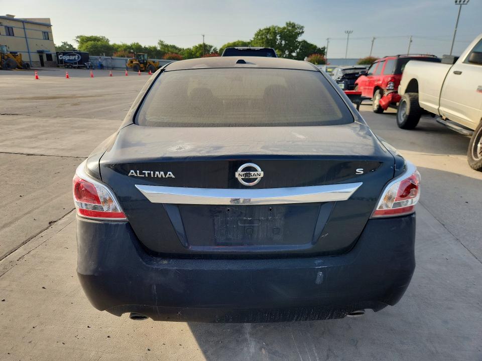 Photo 6 from auction – 2015 NISSAN ALTIMA with VIN 1N4AL3APXFN352173