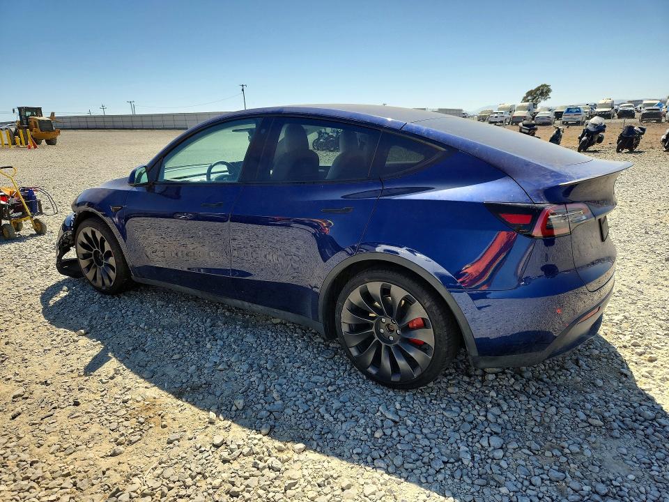 Photo 2 from auction – 2022 TESLA MODEL Y with VIN 7SAYGDEFXNF561384