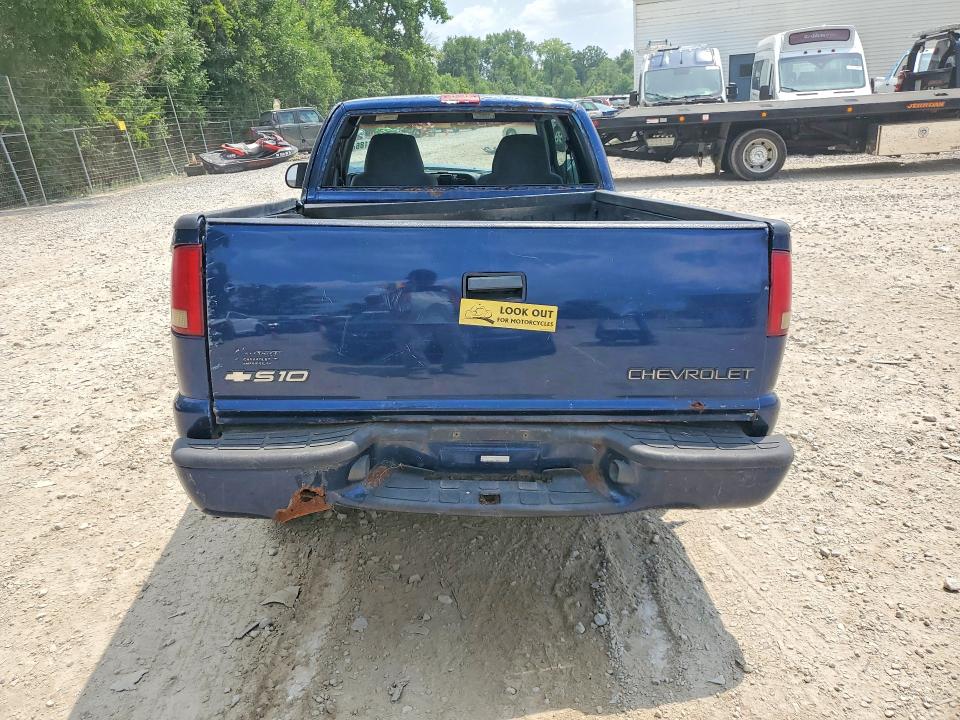 Photo 6 from auction – 2002 CHEVROLET S10 with VIN 1GCCS19W328205725