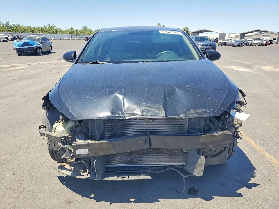 Photo 5 from auction – 2019 HYUNDAI ELANTRA with VIN 5NPD74LF7KH496196