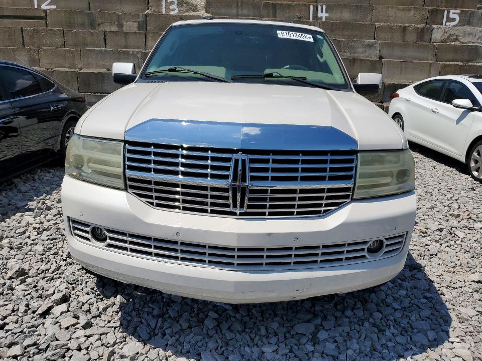 Photo 5 from auction – 2014 LINCOLN NAVIGATOR with VIN 5LMJJ3H50EEL08985