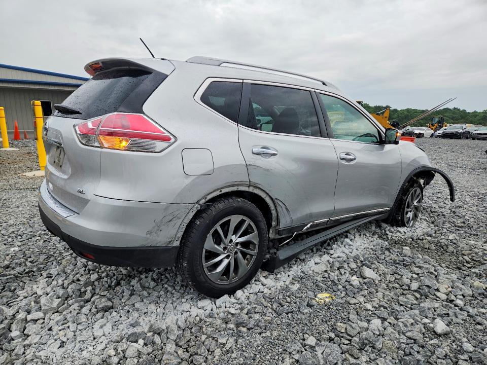 Photo 3 from auction – 2015 NISSAN ROGUE with VIN 5N1AT2MT8FC895557
