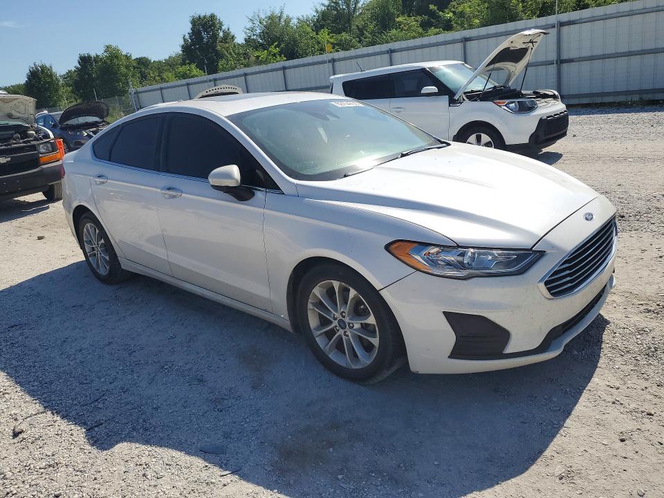 Photo 4 from auction – 2019 FORD FUSION with VIN 3FA6P0HD4KR198488