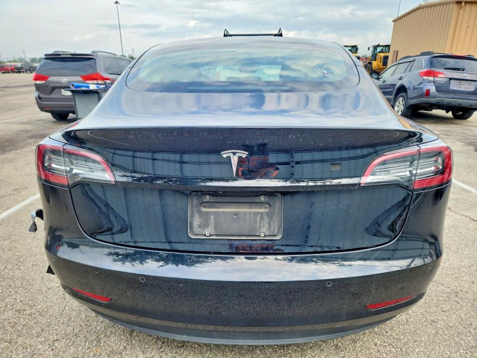 Photo 6 from auction – 2019 TESLA MODEL 3 with VIN 5YJ3E1EA8KF304638