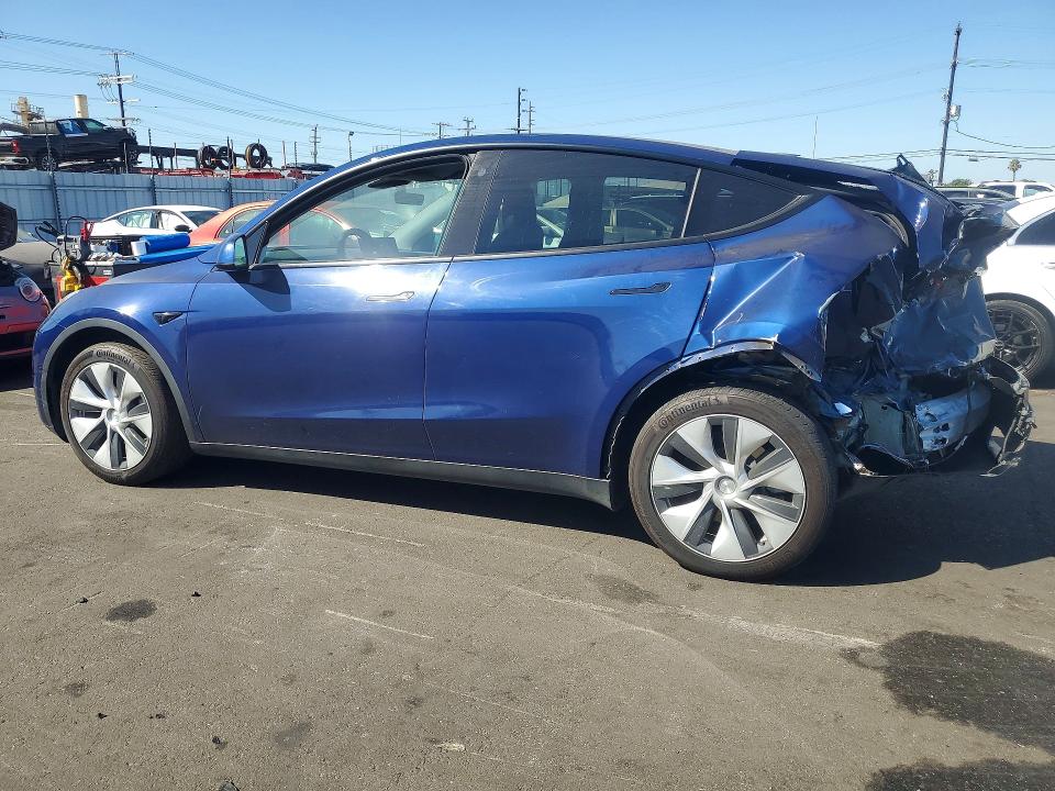Photo 2 from auction – 2021 TESLA MODEL Y with VIN 5YJYGDEE5MF239562