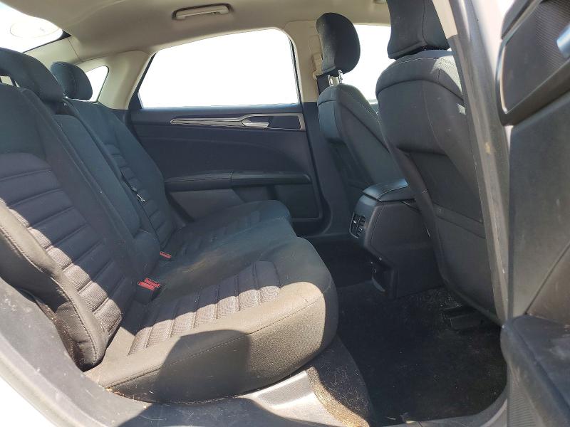 Zdjęcie 10 z aukcji – 2018 FORD FUSION z VIN 3FA6P0LU2JR110429