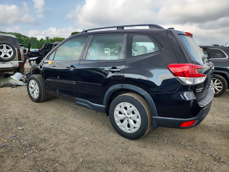 Foto 2 de la subasta – 2019 SUBARU FORESTER con VIN JF2SKACC0KH572951