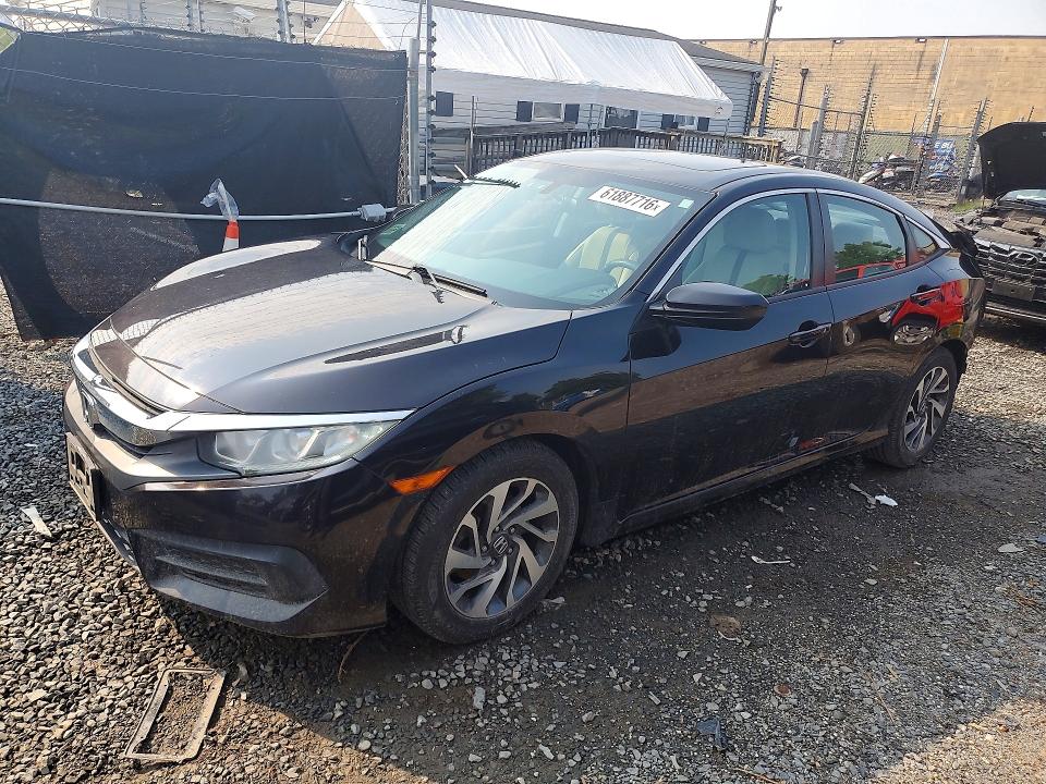 HONDA CIVIC 2017 with VIN 2HGFC2F79HH510812 - Photo from auction