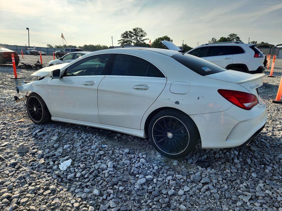 Photo 2 from auction – 2015 MERCEDES-BENZ CLA with VIN WDDSJ4EBXFN184372