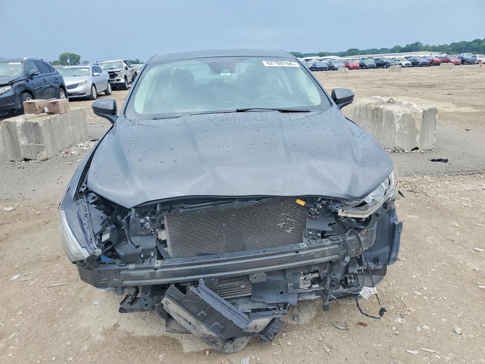 Zdjęcie 5 z aukcji – 2019 FORD FUSION z VIN 3FA6P0LU7KR146523