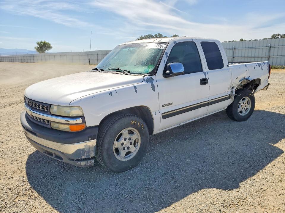CHEVROLET SILVERADO 2001 with VIN 2GCEC19TX11114903 - Photo from auction