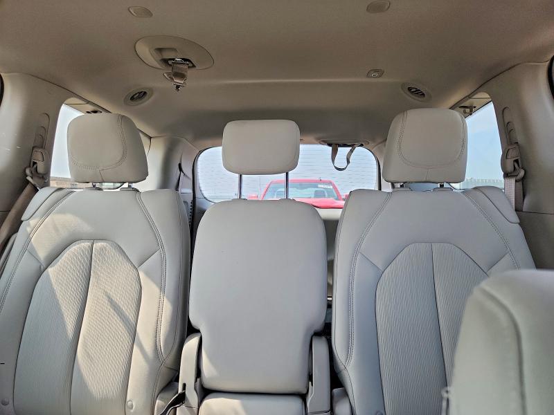 Photo 10 from auction – 2017 CHRYSLER PACIFICA with VIN 2C4RC1DG9HR587697