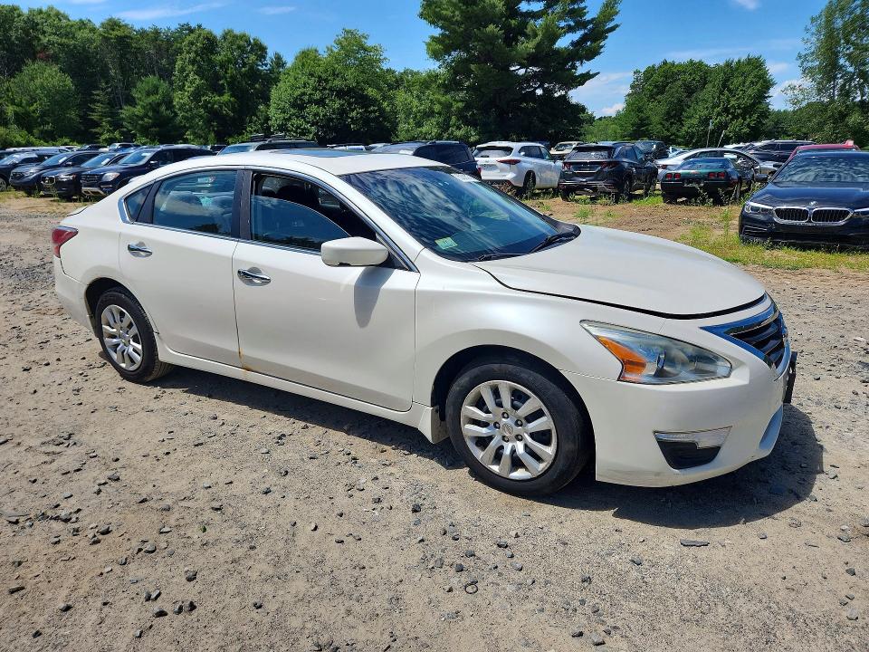 Foto 4 de la subasta – 2015 NISSAN ALTIMA con VIN 1N4AL3AP2FC126124