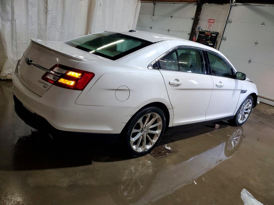 Photo 3 from auction – 2015 FORD TAURUS with VIN 1FAHP2J81FG163163