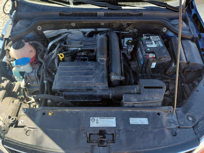 Photo 11 from auction – 2017 VOLKSWAGEN JETTA with VIN 3VW2B7AJ8HM386739