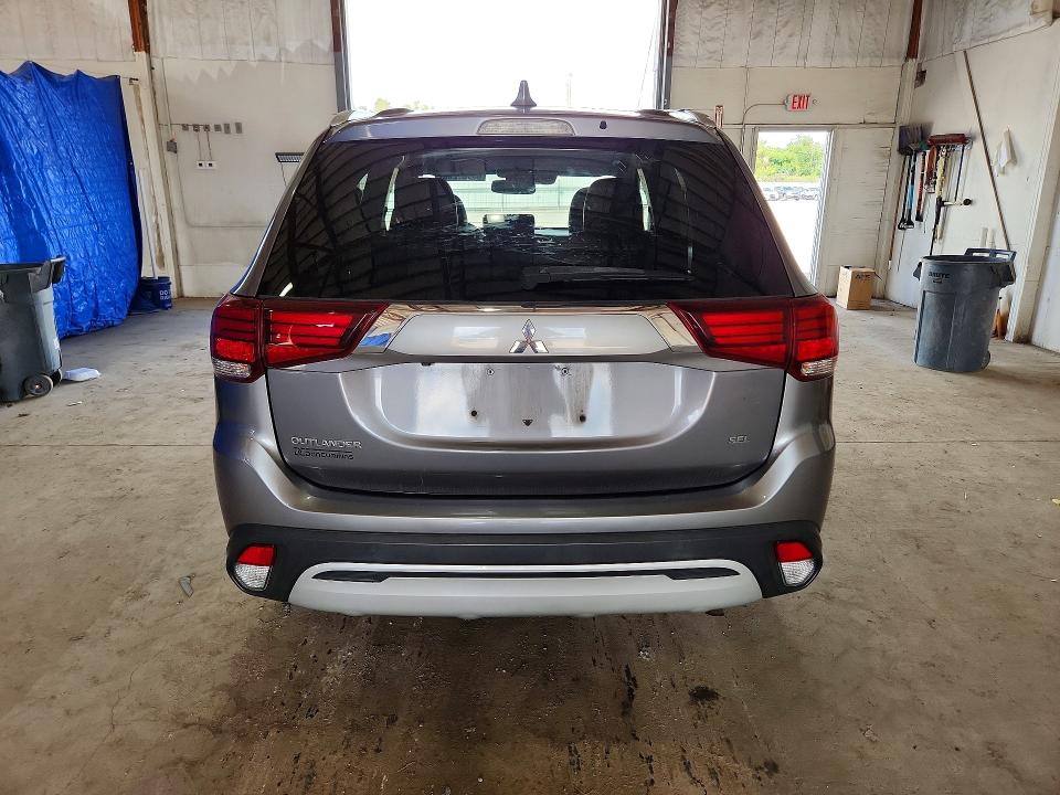 Фото 6 с аукциона – 2020 MITSUBISHI OUTLANDER с VIN JA4AD3A30LJ001533