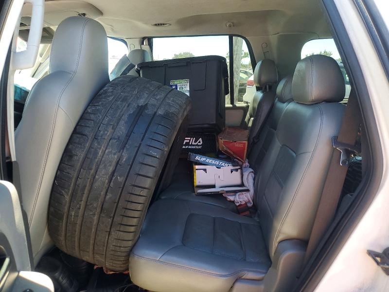 Photo 11 from auction – 2004 FORD EXPEDITION with VIN 1FMPU15L84LB89976