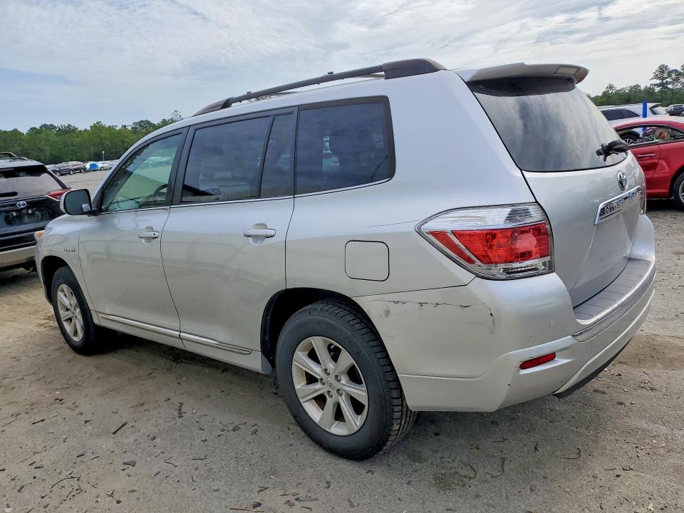 Photo 2 from auction – 2011 TOYOTA HIGHLANDER with VIN JTEBC3EH8B2001903