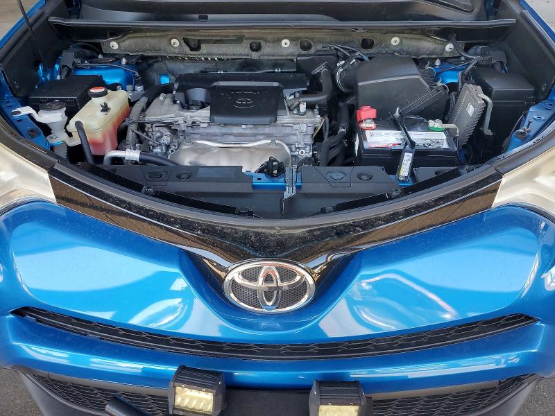 Photo 11 from auction – 2016 TOYOTA RAV4 with VIN JTMJFREV8GD179905