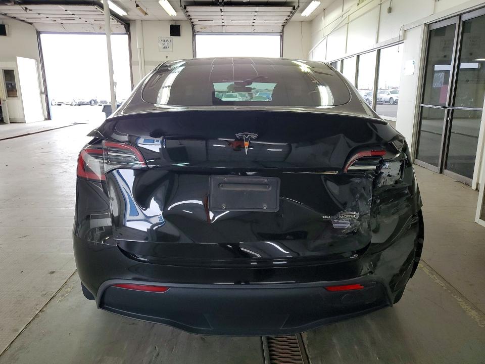 Photo 6 from auction – 2024 TESLA MODEL Y with VIN 7SAYGDEF7RF087397