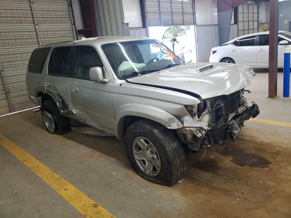 Photo 4 from auction – 2000 TOYOTA 4RUNNER with VIN JT3GN86R1Y0163969