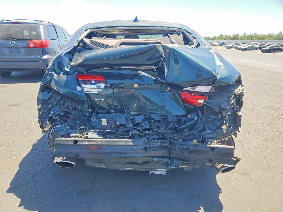 Photo 6 from auction – 2013 JAGUAR XF with VIN SAJWA0E71D8S75544