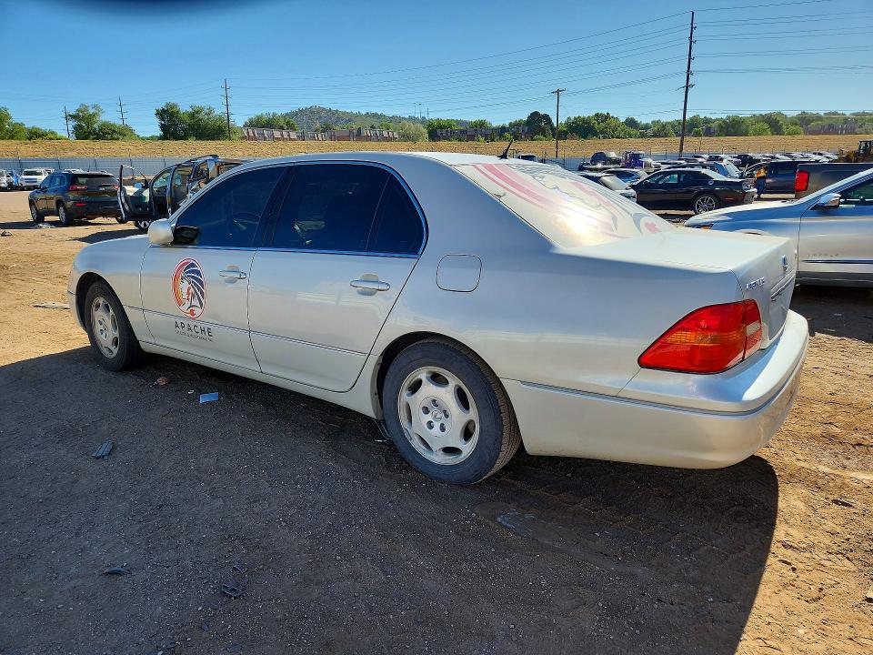 Photo 2 from auction – 2001 LEXUS LS with VIN JTHBN30F310045479