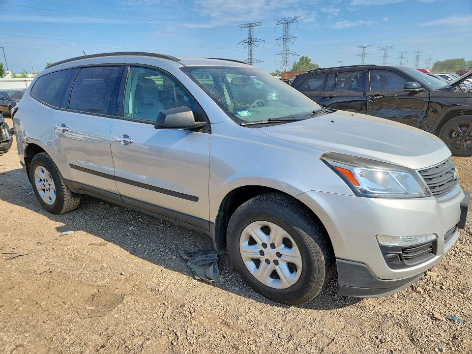 Photo 4 from auction – 2017 CHEVROLET TRAVERSE with VIN 1GNKRFED6HJ332860