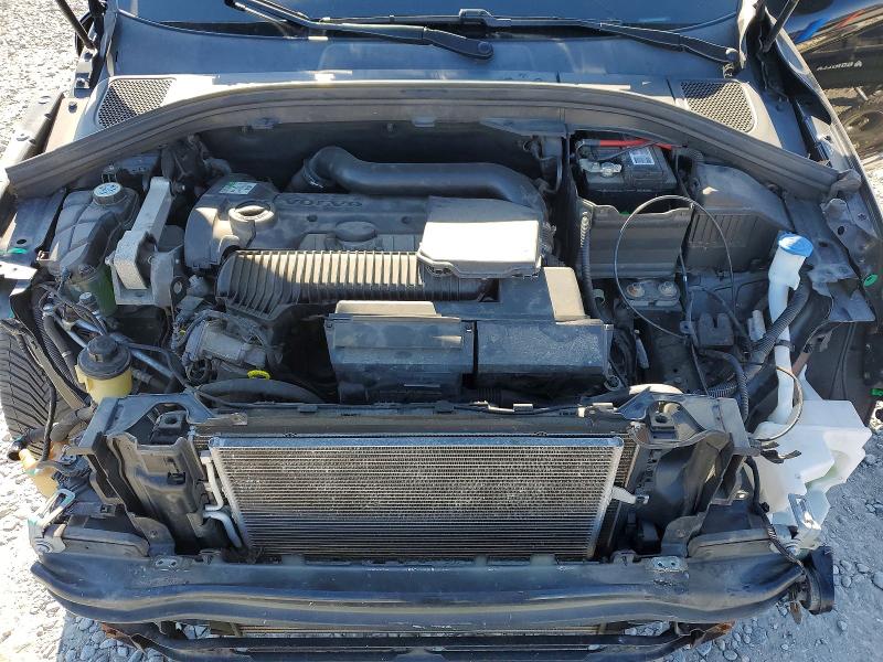 Photo 12 from auction – 2016 VOLVO XC60 with VIN YV4612RK2G2799962