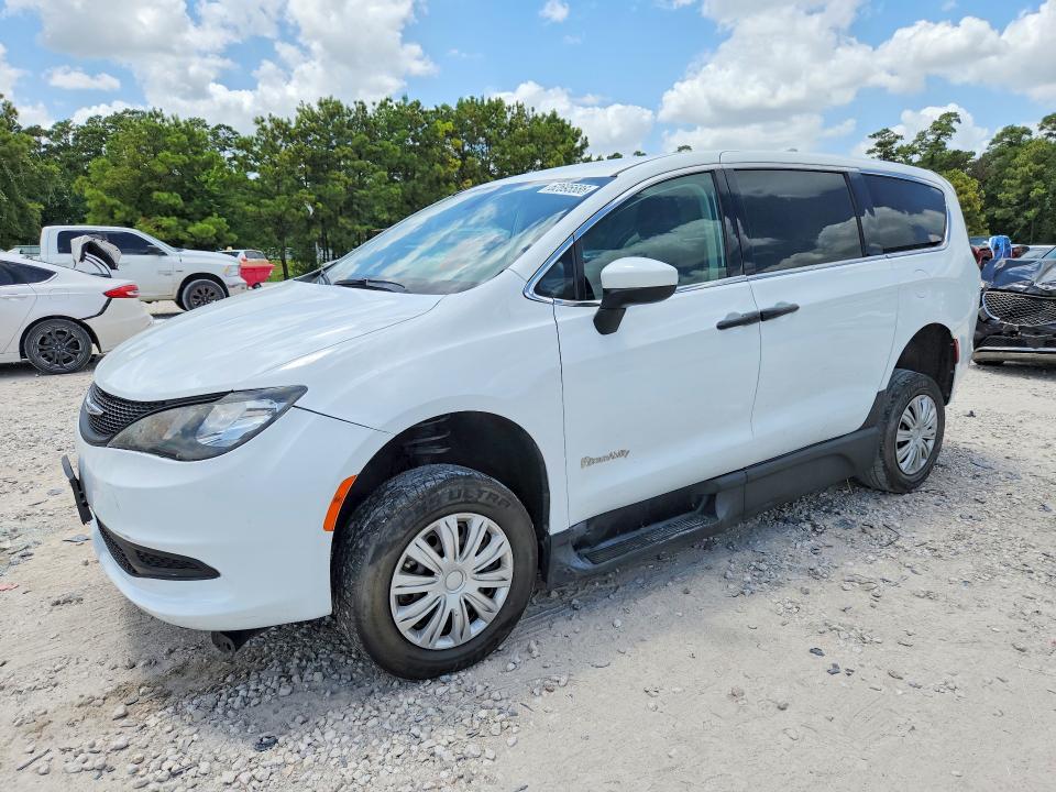 Photo 1 from auction – 2021 CHRYSLER VOYAGER with VIN 2C4RC1AG6MR565624