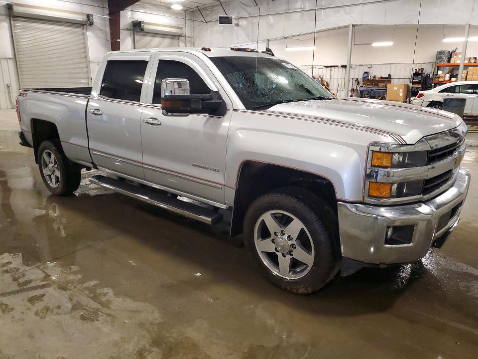 Photo 4 from auction – 2019 CHEVROLET SILVERADO with VIN 1GC1KTEGXKF181226