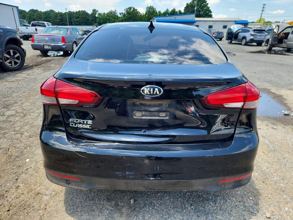 Photo 6 from auction – 2018 KIA FORTE with VIN 3KPFK4A77JE197135