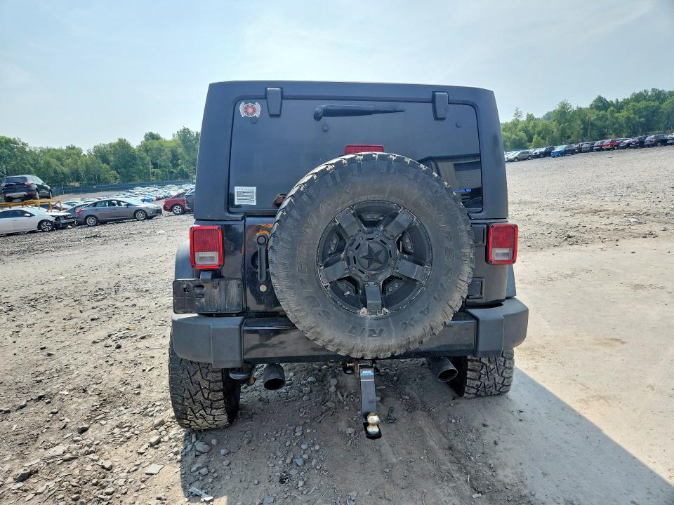 Photo 6 from auction – 2014 JEEP WRANGLER UNLIMITED with VIN 1C4BJWDGXEL210255