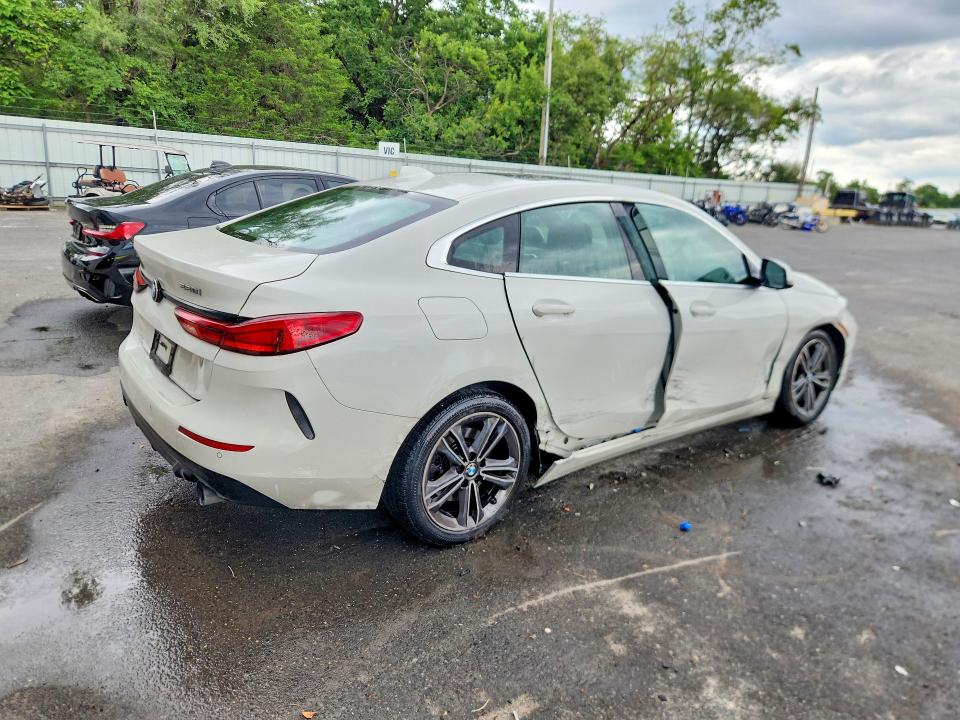 Photo 3 from auction – 2021 BMW 228XI with VIN WBA73AK00M7H66901