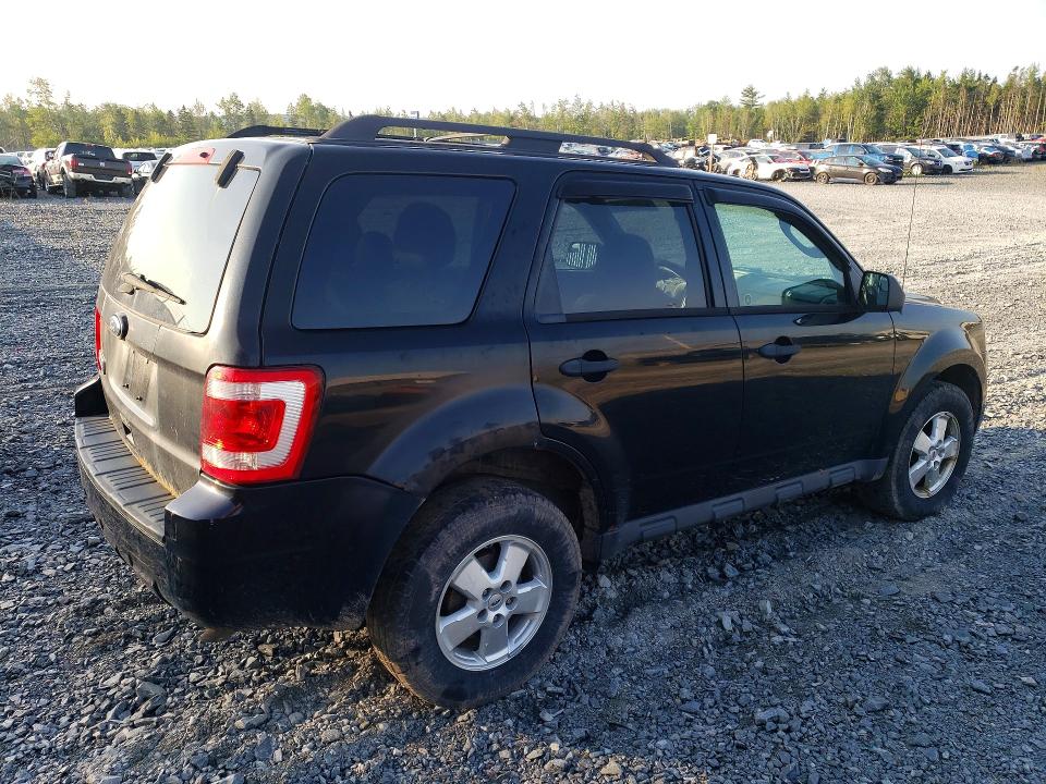 Photo 3 from auction – 2012 FORD ESCAPE with VIN 1FMCU0D76CKC49867