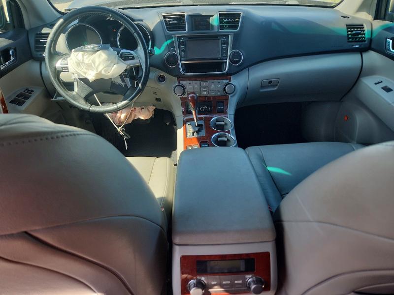 Photo 8 from auction – 2013 TOYOTA HIGHLANDER with VIN 5TDDK3EH4DS247357
