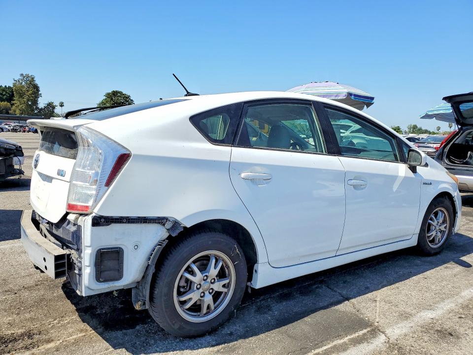 Zdjęcie 3 z aukcji – 2010 TOYOTA PRIUS z VIN JTDKN3DU5A0019783