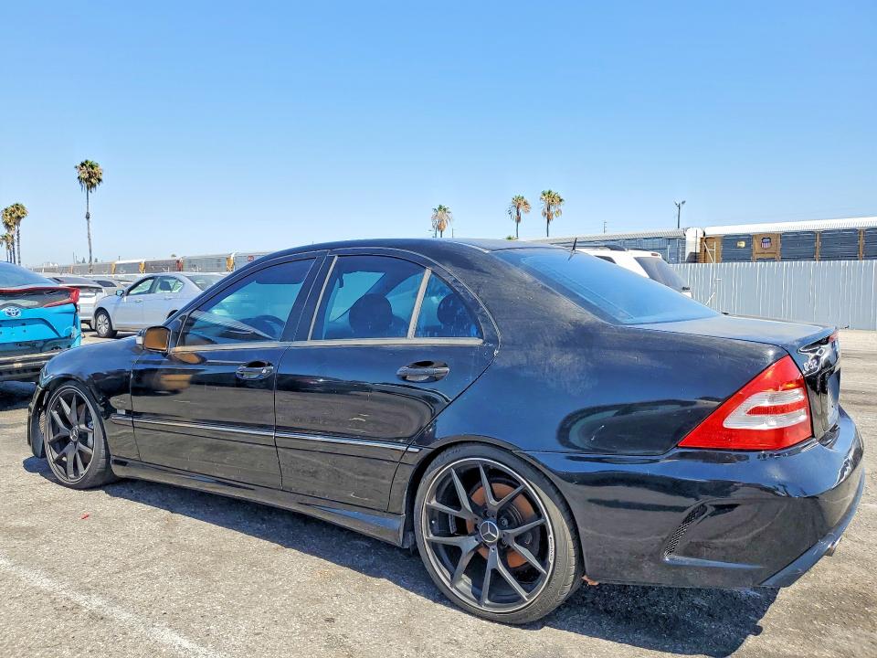 Photo 2 from auction – 2003 MERCEDES-BENZ C with VIN WDBRF65J13F411496
