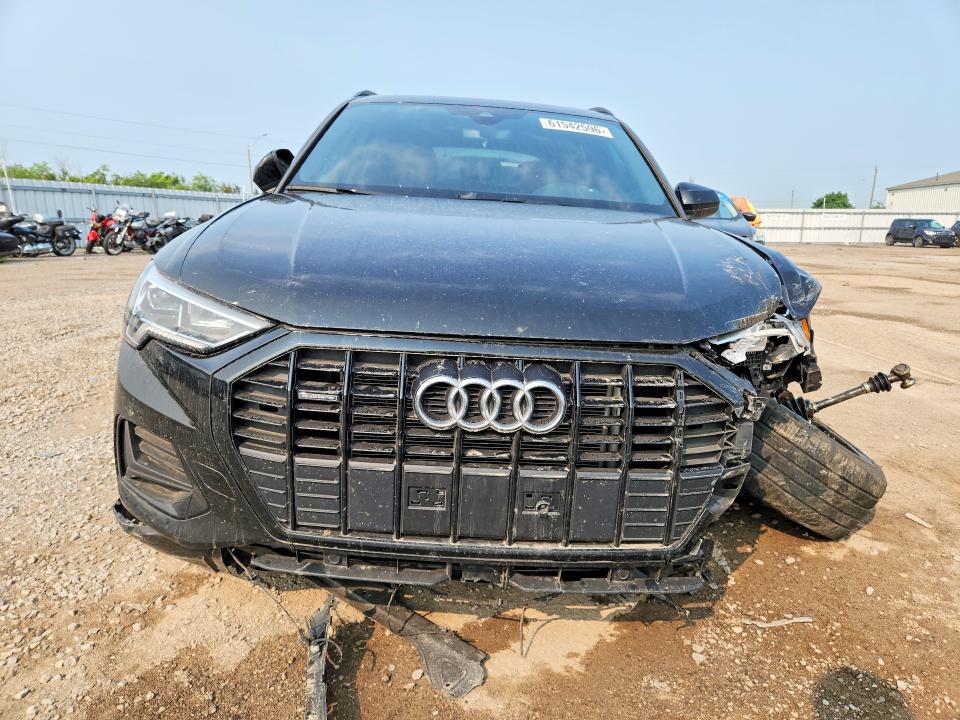 Photo 5 from auction – 2023 AUDI Q3 with VIN WA1AECF31P1117500